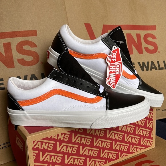 Vans Men’s Old Skool Classic Sport Black/True White Sneakers - Picture 6 of 16